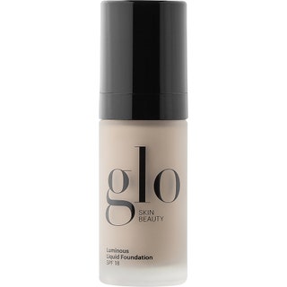 Glo Skin Beauty Luminous Liquid Foundation SPF18