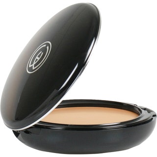 Maria Åkerberg Compact Foundation