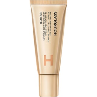Hourglass Illusion Luminous Glow Foundation