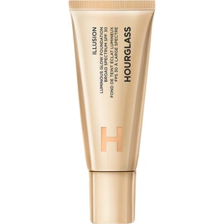 Hourglass Illusion Luminous Glow Foundation