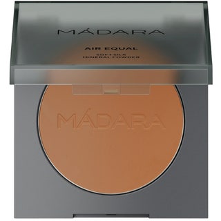 MÁDARA AIR EQUAL Soft Silk Mineral Powder