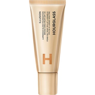 Hourglass Illusion Luminous Glow Foundation