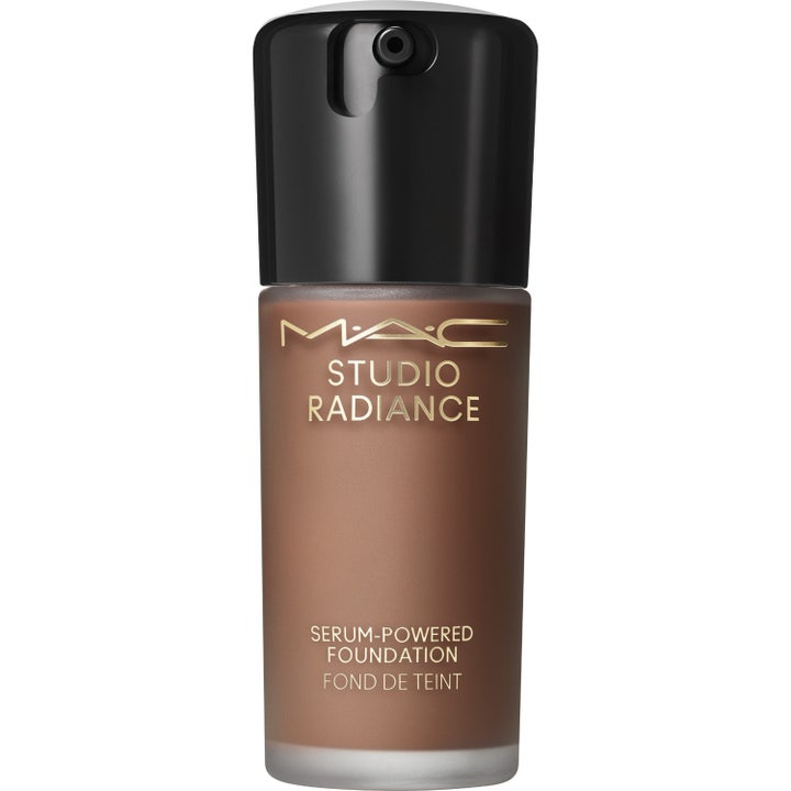 Studio Radiance Serum-Powered Foundation