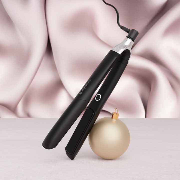 Platinum+ Hair Straightener - Festive Gift Set in Black 