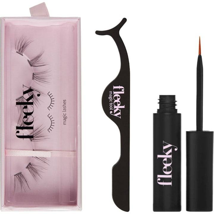 Magic Lashes Kit - False Lashes With Glue & Applicator Wifey