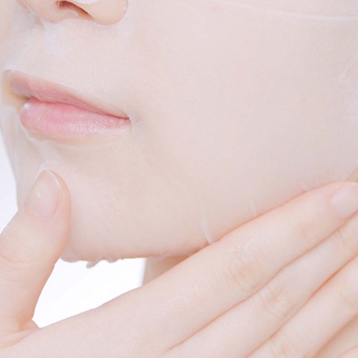 Highly Moisturizing Essence Mask Pack