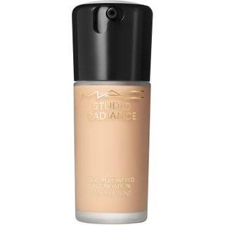 MAC Cosmetics Studio Radiance Serum-Powered Foundation