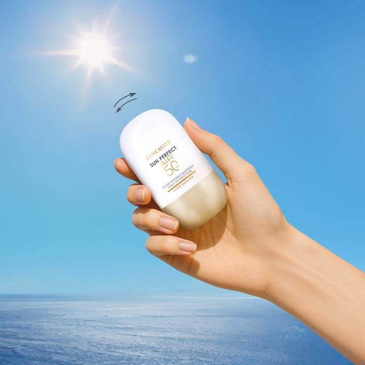 Sun Perfect AIR Daily Invisible Fluid Glow Booster SPF50