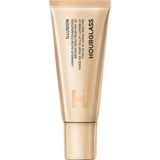 Hourglass Illusion Luminous Glow Foundation